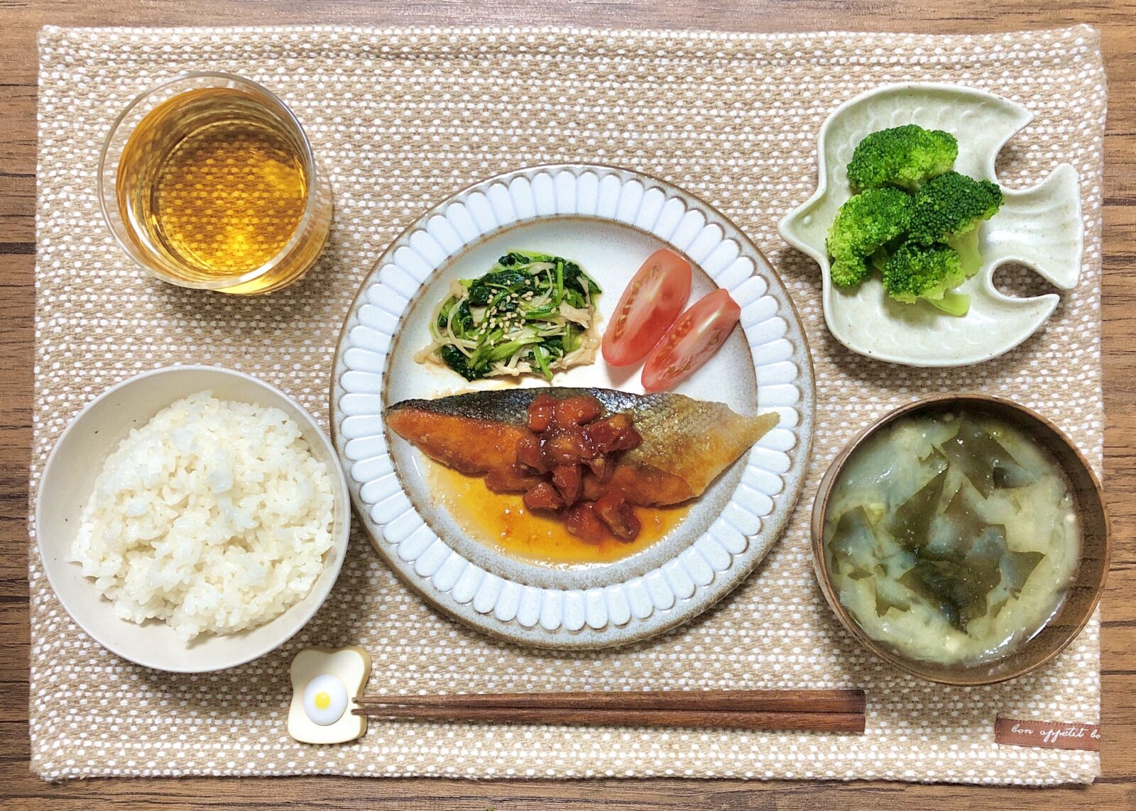 鮭のムニエルの献立